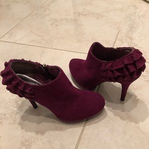 Faux suede Booties with ruffle high heels size 7.5